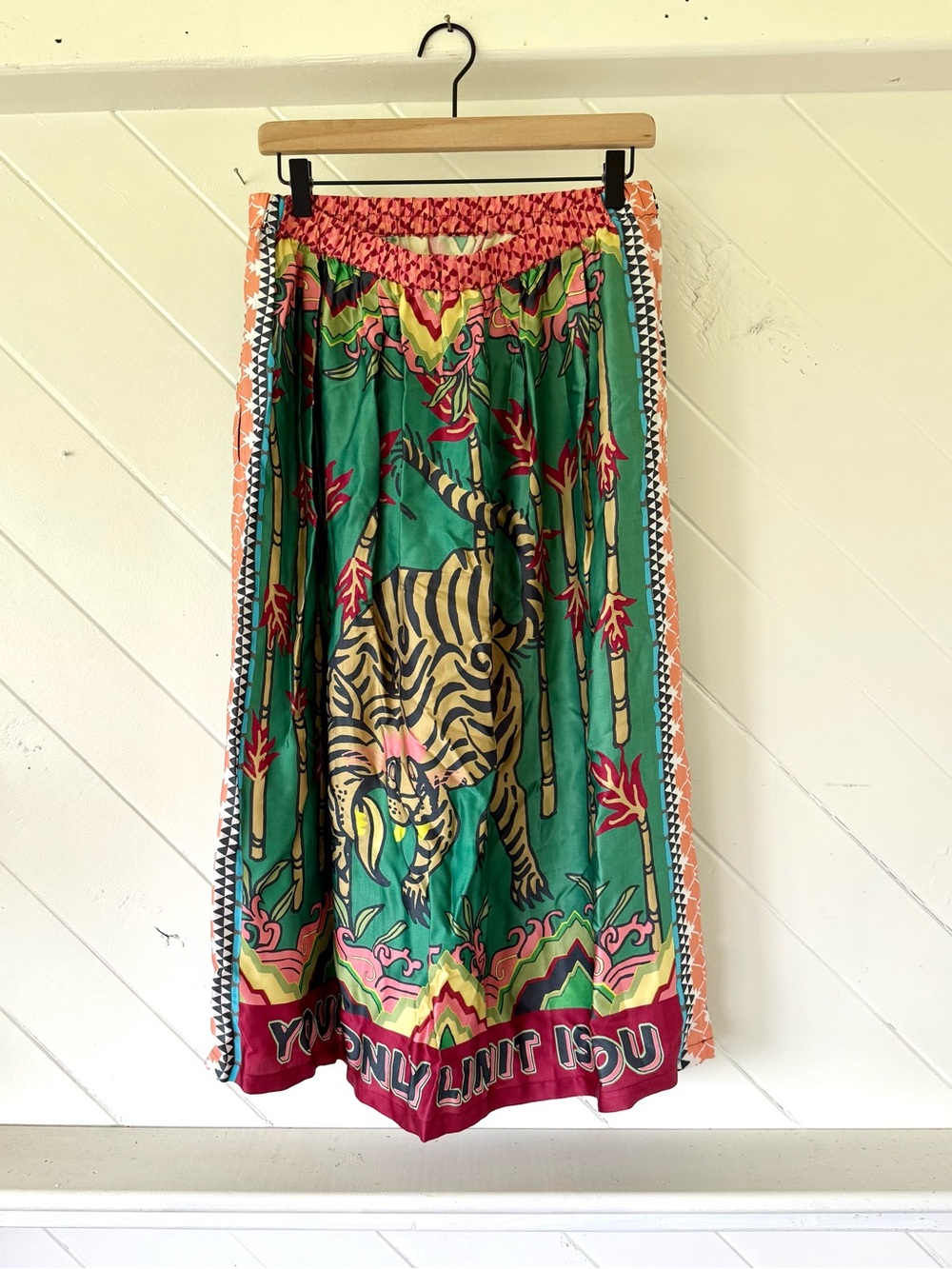 Me369 Green Tiger Print skirt